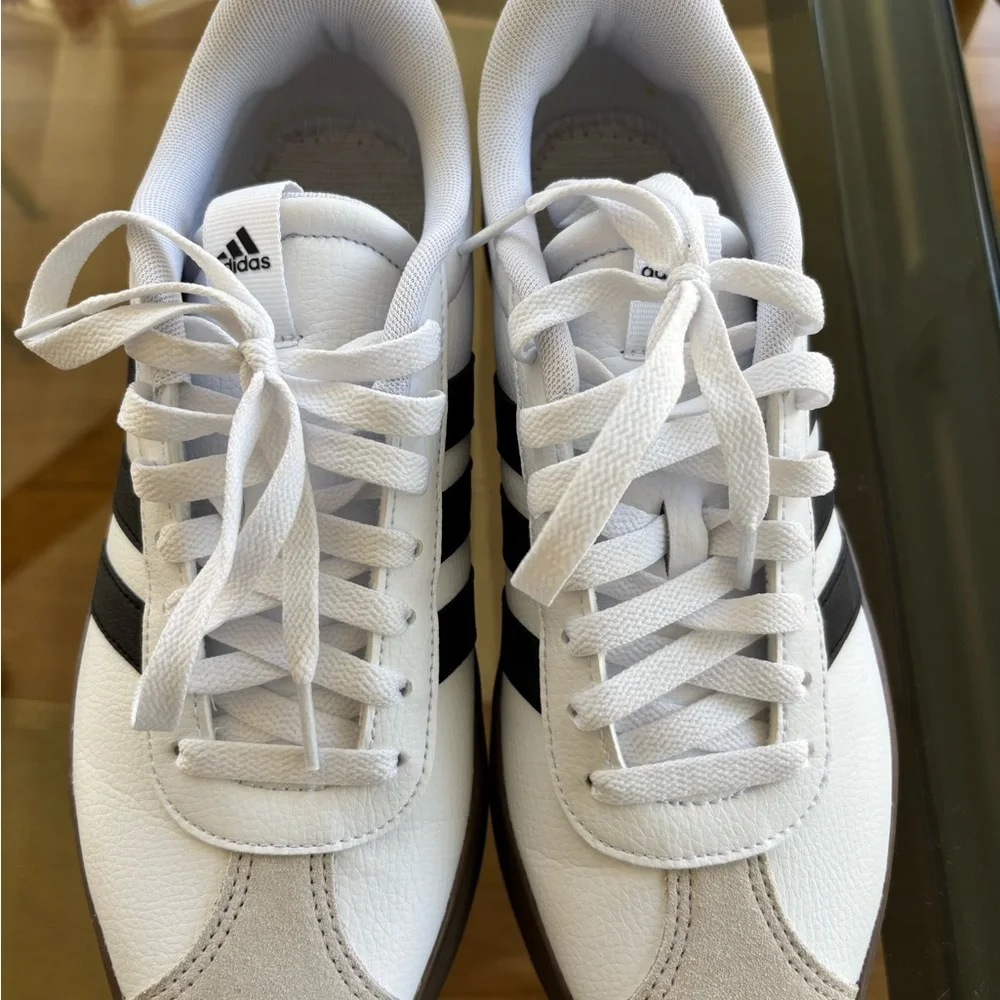 Adidas VL Court 3.0 Sneakers size 8.5, White, Black, and Gray - Picture 2 of 3
